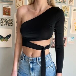 Black one shoulder going out top with belt!